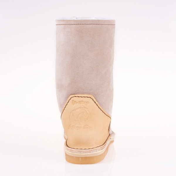 INSTEP STIEFEL</br>Sheepskin Suede Leder - Stone – Bild 4