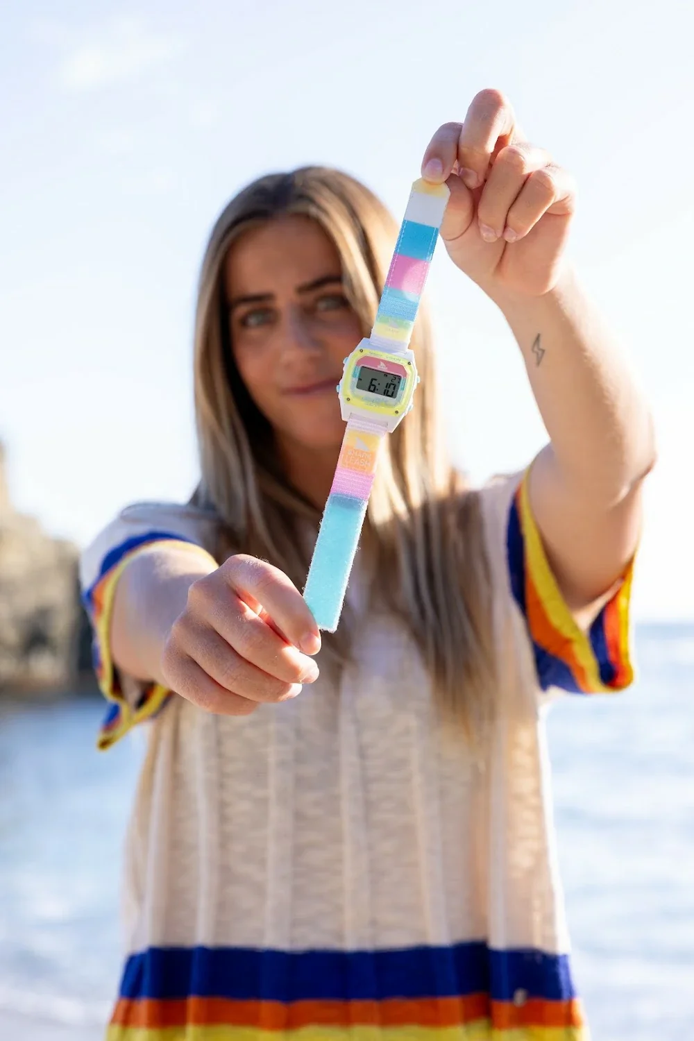 FREESTYLE Montre CAROLINE MARKS SIGNATURE SHARK CLASSIC LEASH Bright Wave – Image 9